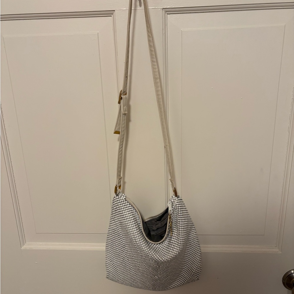 Vintage Whiting and Davis White Chainmail/Mesh Purse